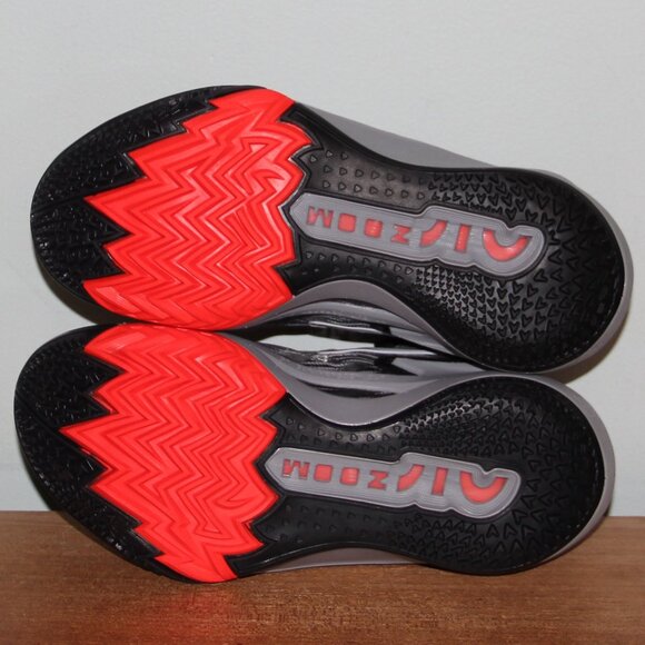 Nike Air Zoom GT Cut 2 Bred Basketball Shoes Mens 4.5 Womens 6 Black Red main image 4